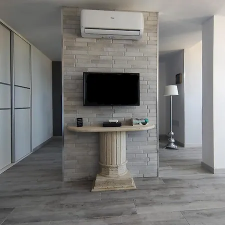 Tinache Suite219 Con Piscina Yumbo Apartment *
