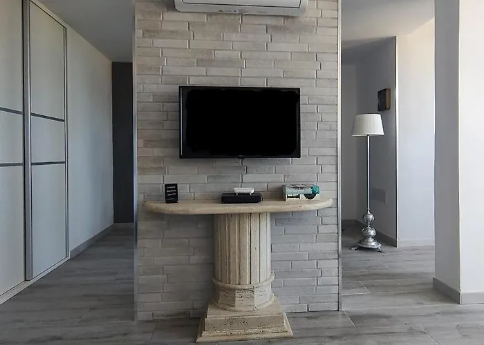 Tinache Suite219 Con Piscina Yumbo شقة *